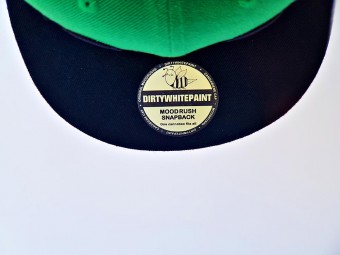 Cannabiene Sticker Cap