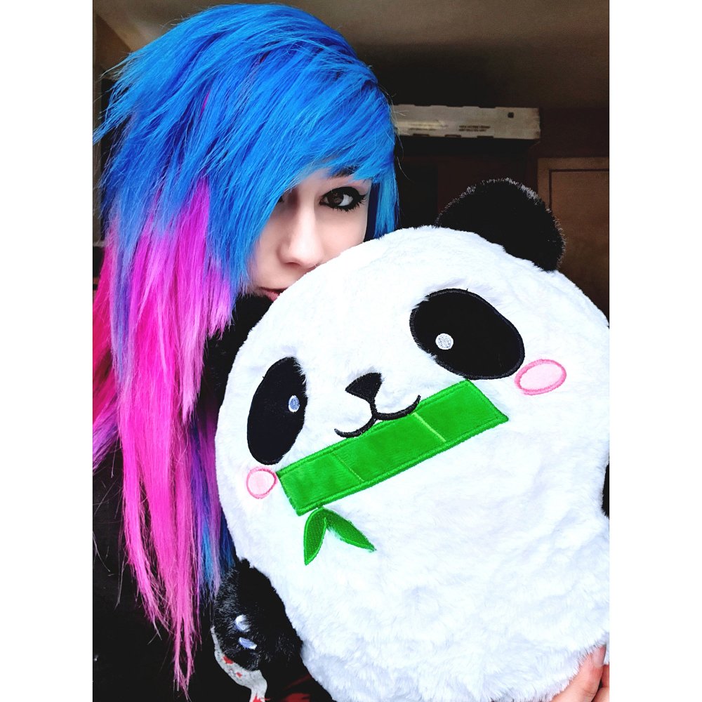 Panda Bambus Kissen Emo Scene Girl