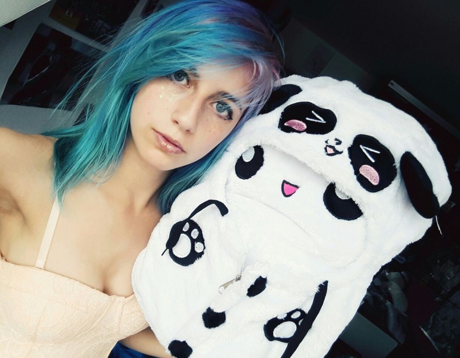 Marshmallow Panda Hoodie Kissen Cute Girl
